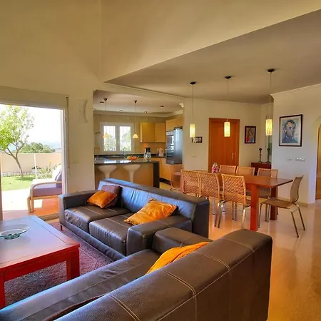 Villa Luxurius With Private Pool *