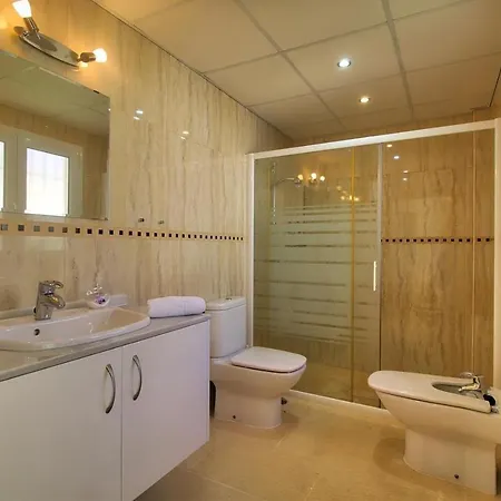 Luxurius With Private Pool *