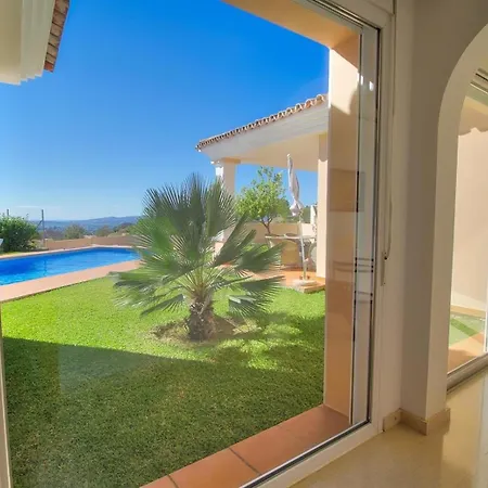 Luxurius With Private Pool *